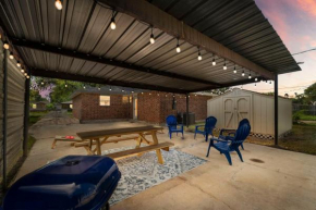 Enjoy Private Beach Near Home High Speed Internet Close to Kemah & NASA 5 STAR SUPER HOST